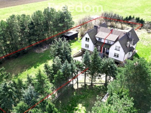 Dom 220 m², Laseczno