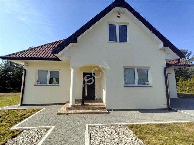 Dom 236 m², Stasi Las