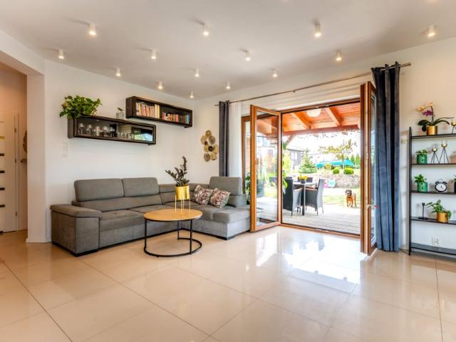 Dom 238 m², Nikielkowo