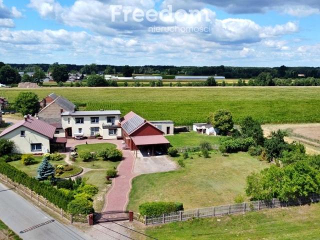 Dom 230 m², Osiny