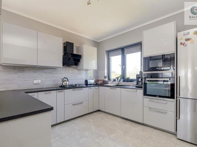 Dom 230,50 m², Gowino