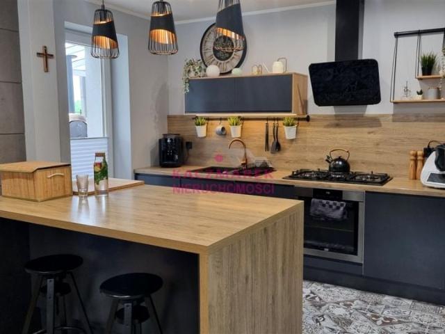 Dom 247 m², Ćwiklice