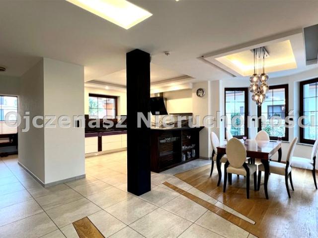 Dom 249 m², Niemcz