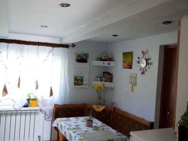 Dom 240 m², Pisarzowice