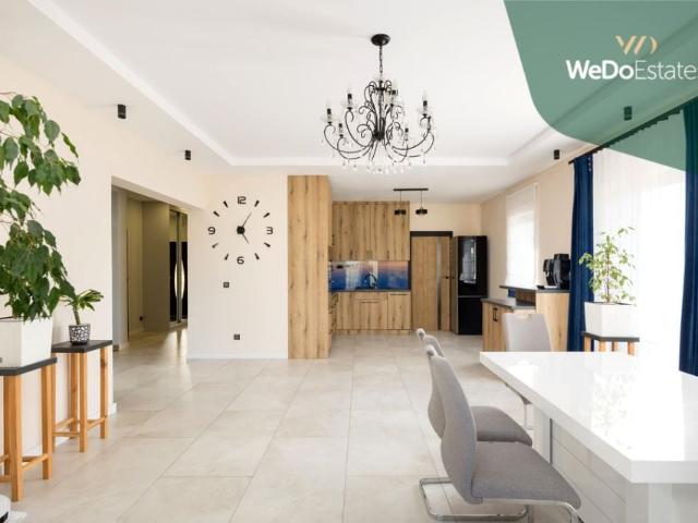 Dom 240 m², Ulan Majorat