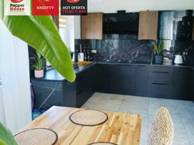Dom 240 m² z możliwością podziału na dwa niezależne mieszkania