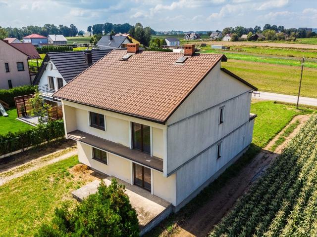 Dom 254 m2 z dużym potencjałem inwestycyjnym