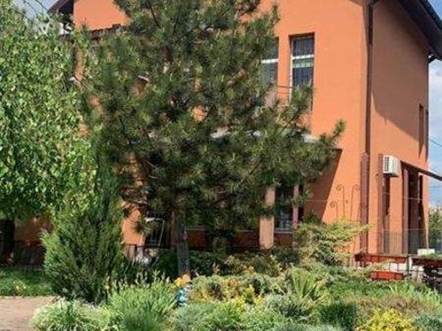 дом 255 m2 Подгородное