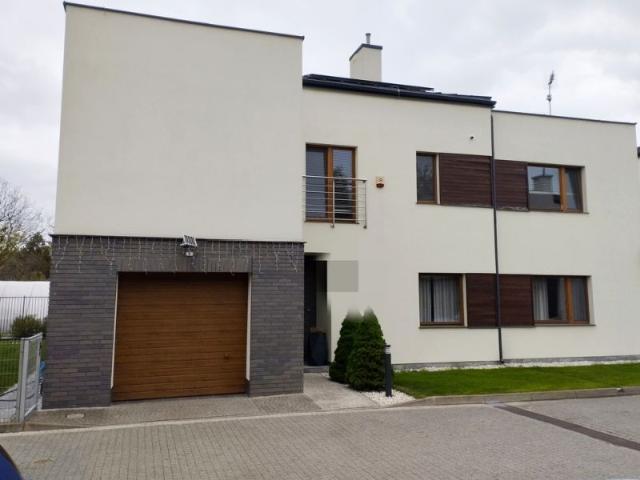 Dom 250 m², Józefosław