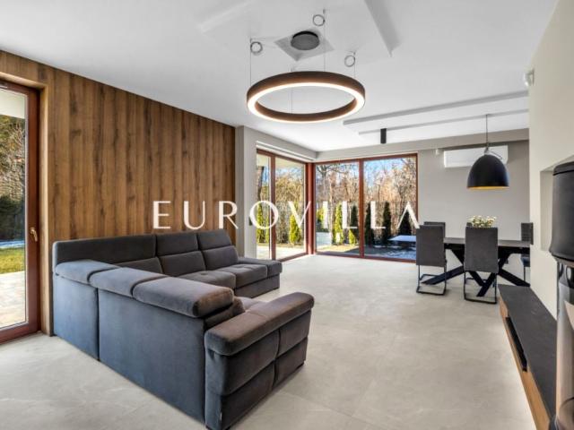 Dom 263 m², Konstancin Jeziorna