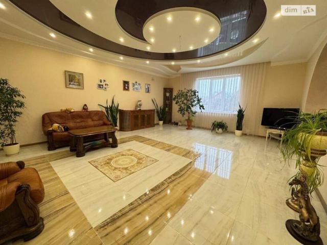 дом 270 m2 Озерная