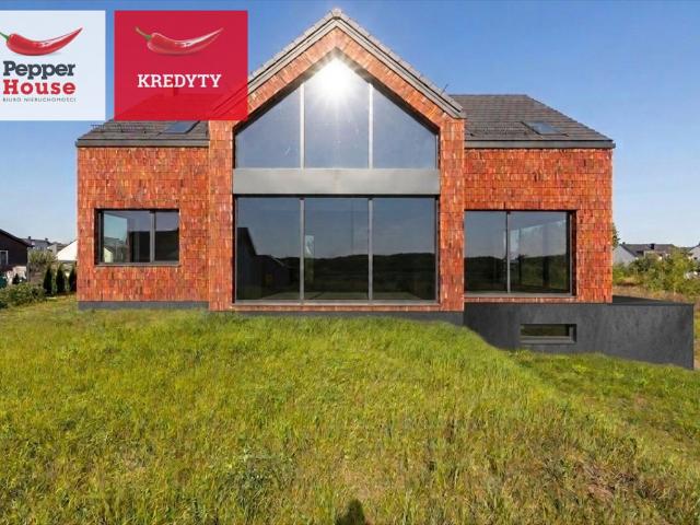 Dom 271 m² z tarasami, sauna i garaż w Bojanie