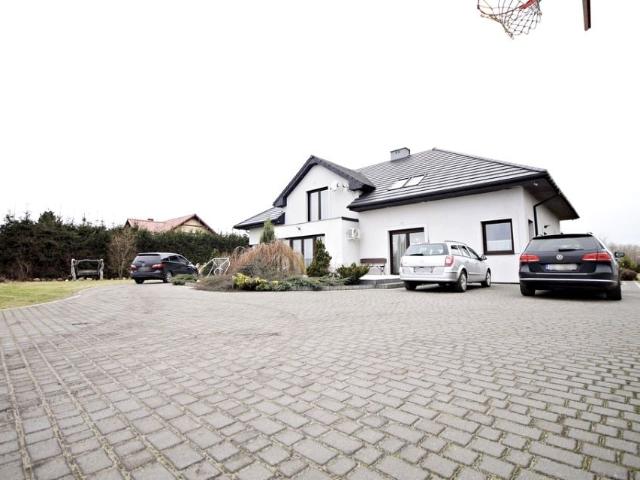 Dom 271,54 m², Modrzewie
