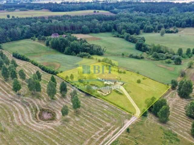 Dom 281 m², Płocie