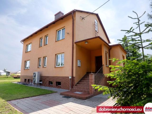 Dom 300 m², Boluminek