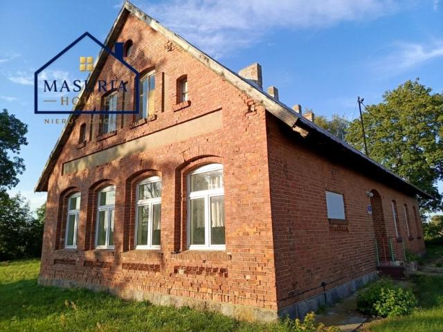 Dom 320 m², Prusy