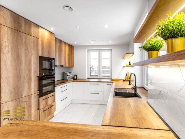 Dom 342 m², Prawiedniki
