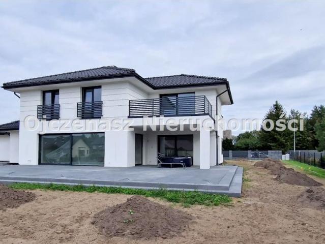 Dom 350 m², Niemcz