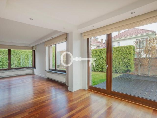 Dom 370 m², Bielawa