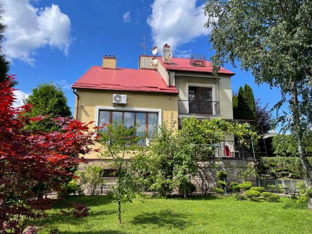 дом 385 m2 Навария