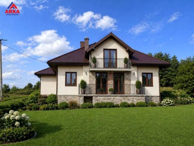 Dom 447,66 m², Janowice