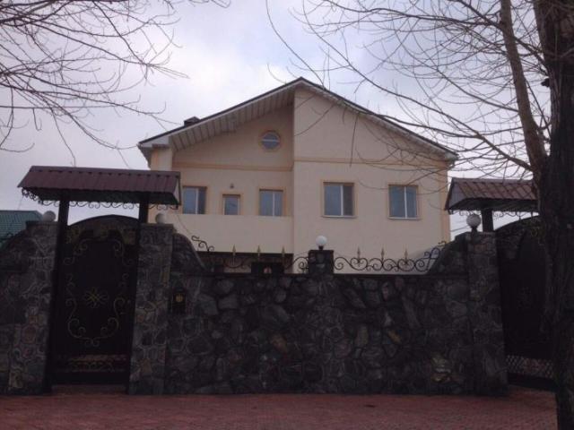 дом 450 m2 Подгородное