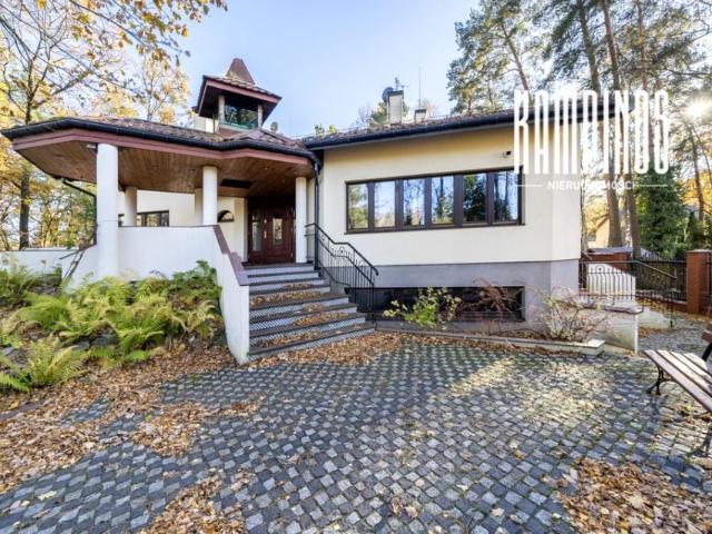 Dom 597 m², Izabelin B