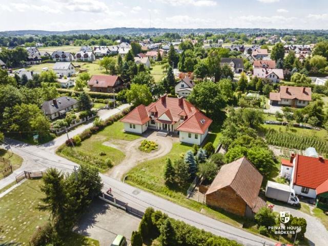 Dom 600 m², Czarnochowice