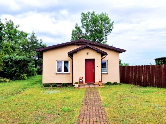 Dom 60 m², Pecna