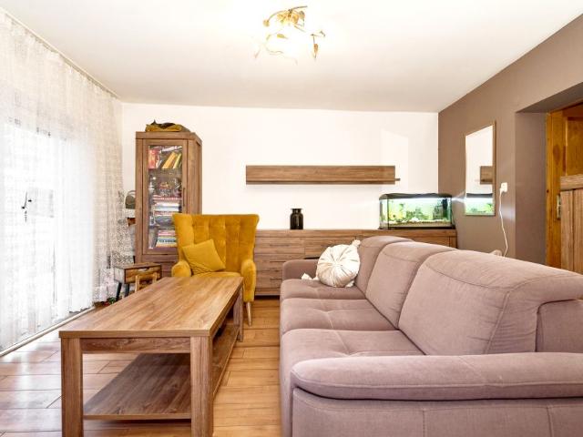 Dom 64,15 m², Siercza