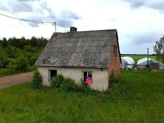 Dom 65 m2 do remontu na działce 889 m2
