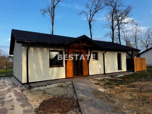 Dom 70 m², Łask