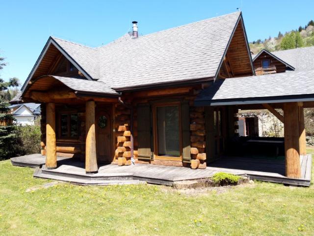 Dom 80 m², Zawóz