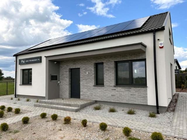 Dom 80 m², Czernica