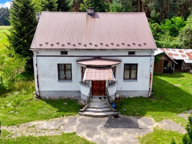 Dom 91 m², Ocieka