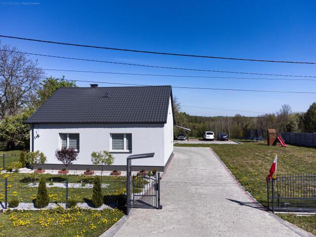 Dom, Celiny Przesławickie, 150.00 m², sprzedam dom