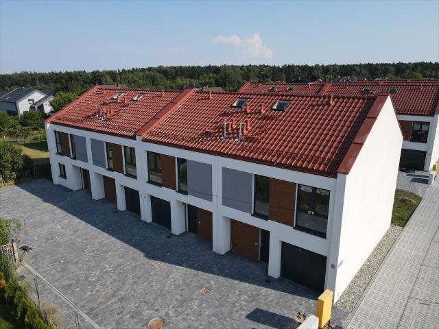 Dom bliźniak 103 m² z garażem i ogródkiem stan surowy