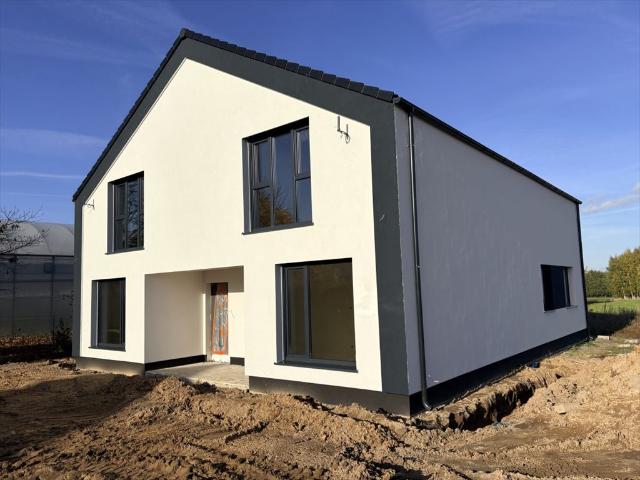 Dom bliźniak 114 m2 z ogrodem, stan deweloperski