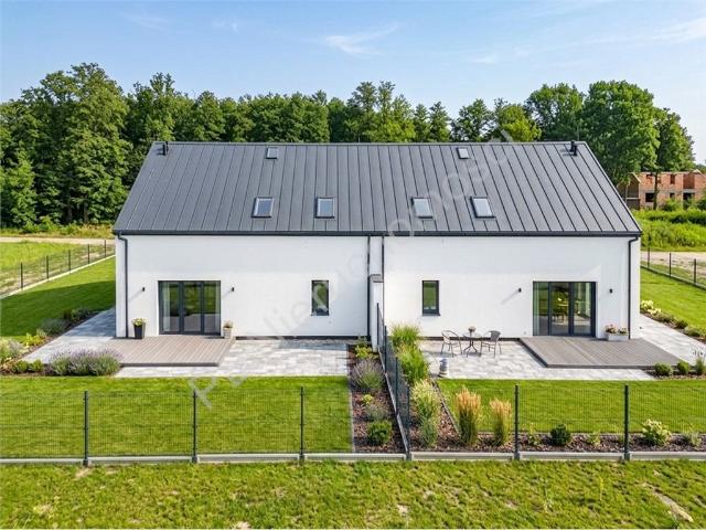 Dom bliźniak 126,5 m2 z garażem i ogrodem