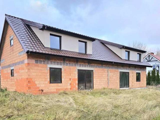 Dom bliźniak z 2018 r. 287 m2, cicha okolica, blisko Zalewu