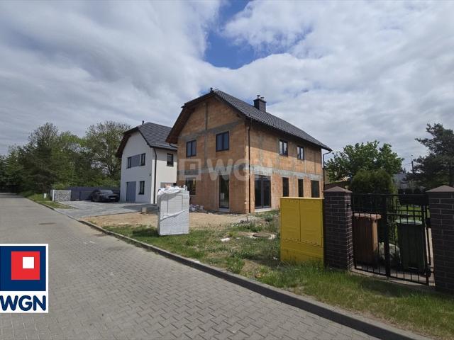 Dom bliźniak z ogródkiem, stan deweloperski, Brodnica