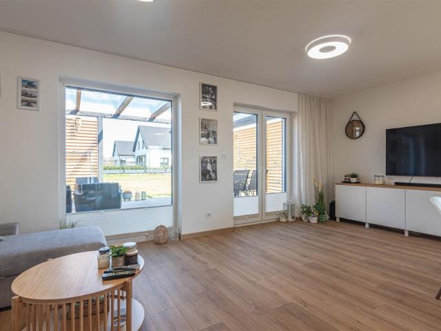 Dom, Goleniów, Gołębia, 90.19 m², sprzedam dom
