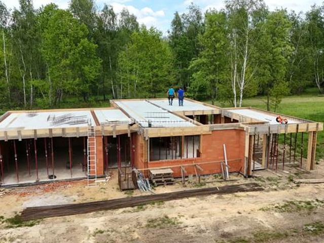 Dom Dąbrówka gm. Rzezawa