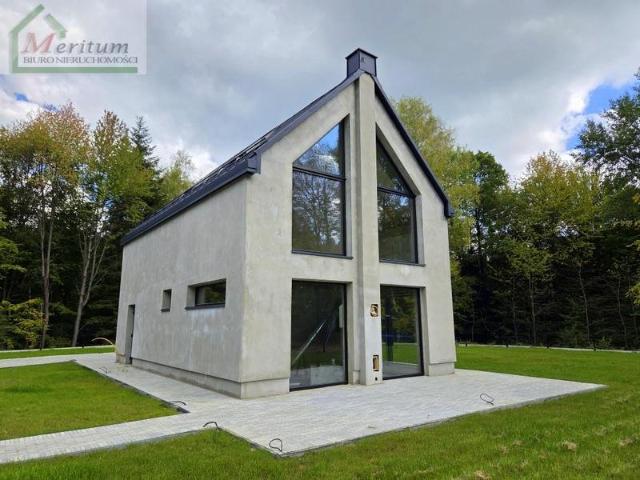 Dom do wykończenia w otoczeniu lasu, 4 pokoje, 99 m2