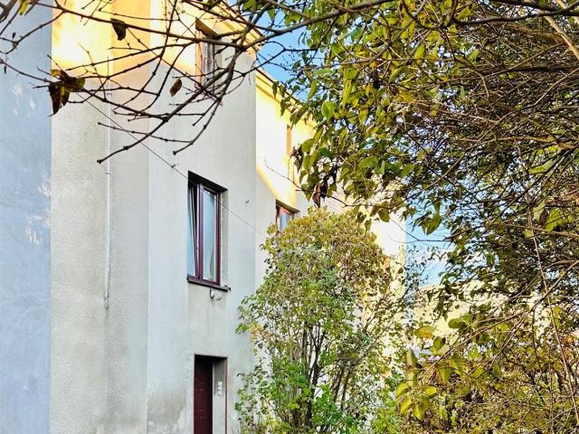 Dom dwurodzinny 140m2 z potencjałem i ogrodem