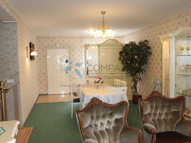 Dom ok.220m2/6 8pok. ogród/taras/garaż/Nekla