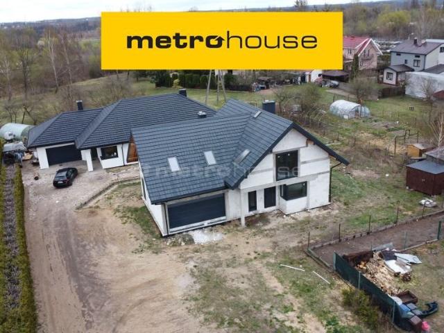 Dom, Nowe Pieścirogi, 235.00 m², sprzedam dom
