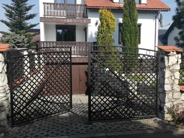 Dom na sprzedaż