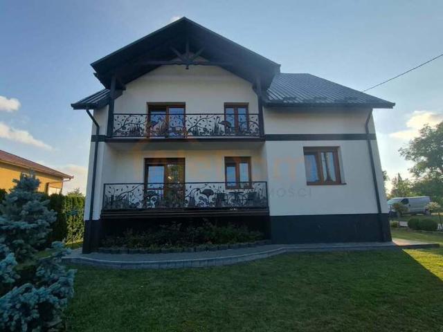Dom na sprzedaż