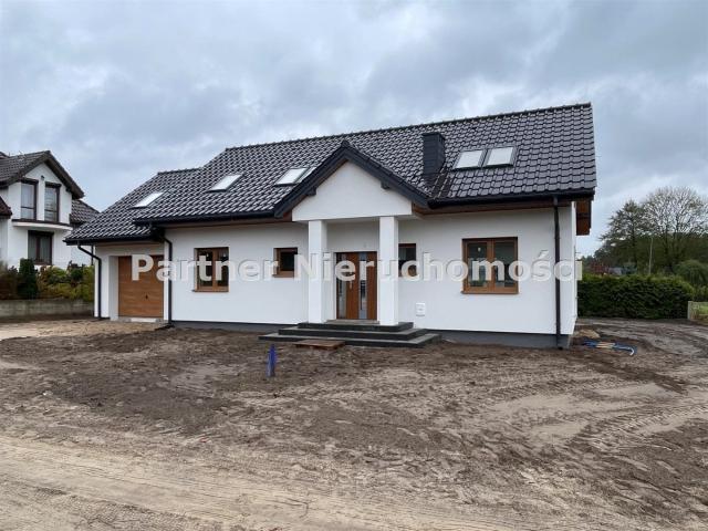 Dom na sprzedaż 4 pokoje toruński, 143 m2, działka 900 m2